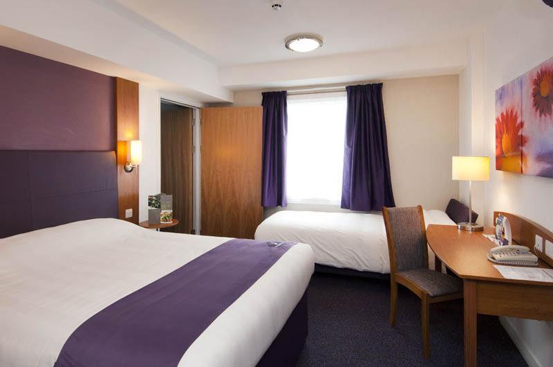 Premier Inn London Croydon West - Purley A23 Kültér fotó