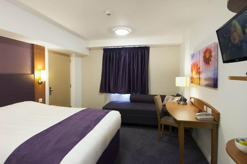 Premier Inn London Croydon West - Purley A23 Kültér fotó