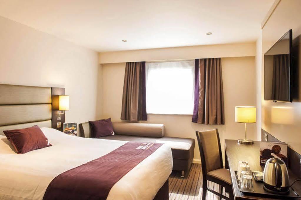 Premier Inn London Croydon West - Purley A23 Kültér fotó